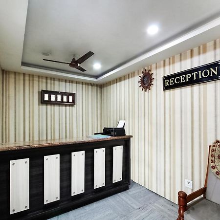 Spot On 43451 Hotel Sakunthala International Тирунелвели Экстерьер фото