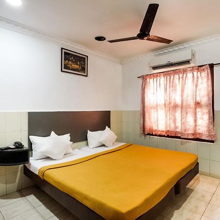 Spot On 43451 Hotel Sakunthala International Тирунелвели Экстерьер фото