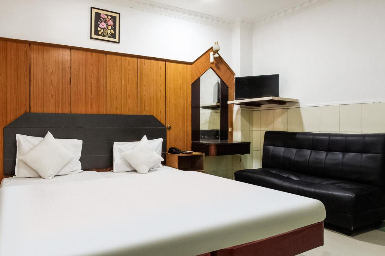 Spot On 43451 Hotel Sakunthala International Тирунелвели Экстерьер фото